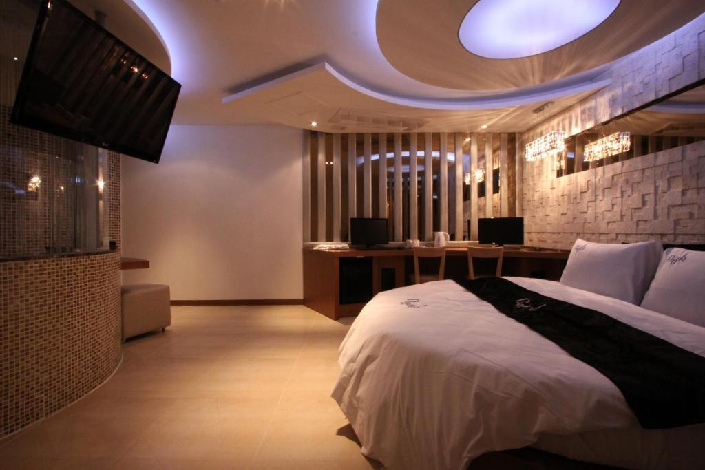 Danube Hotel ซูวอน ห้อง รูปภาพ